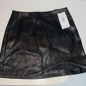 brand new black mini leather skirt